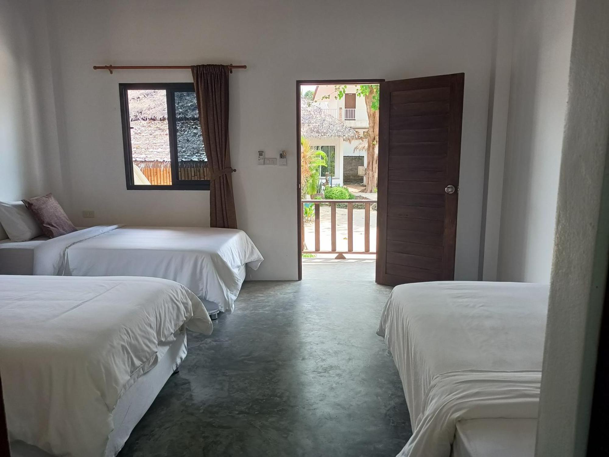 Sarana Bungalows (Adults Only) Baan Tai Bilik gambar