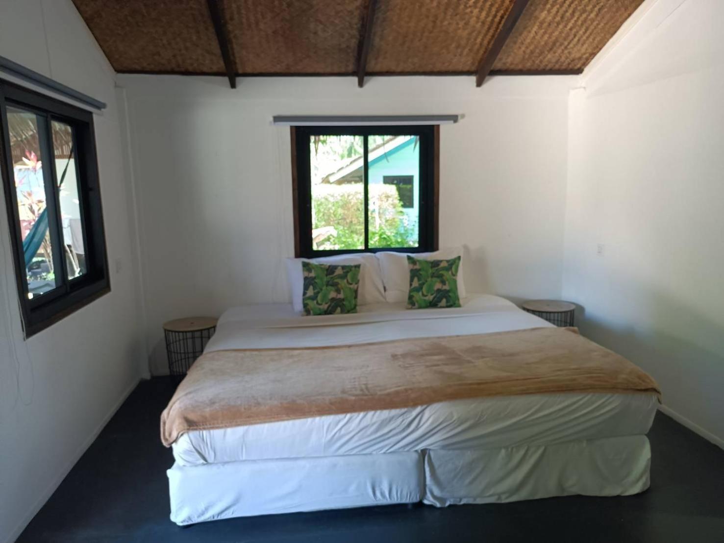 Sarana Bungalows (Adults Only) Baan Tai Luaran gambar